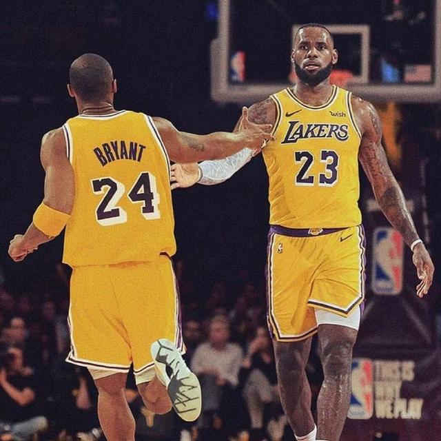 C罗：我和乔治娜计划世界杯后再举行婚礼，带着奖杯去庆祝（C罗称与乔治娜计划把婚礼安排在世界杯之后，盼捧杯同庆）