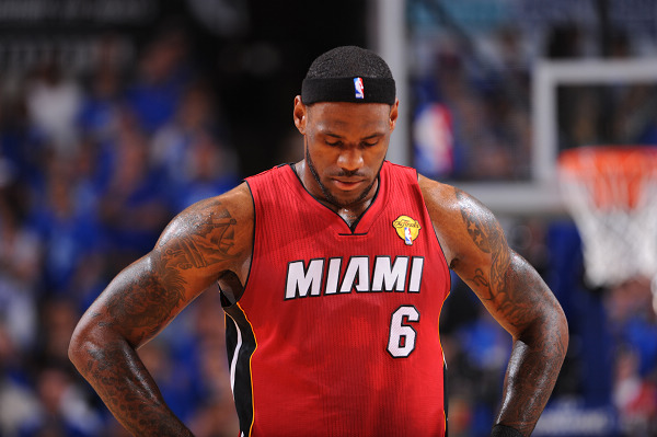 西班牙人vs比利亚雷亚尔：卡夫雷拉、多兰首发，帕尔特伊、赫拉德-莫雷诺出战（西班牙人战比利亚雷亚尔：卡夫雷拉、多兰先发，帕尔特伊、赫拉德-莫雷诺登场）