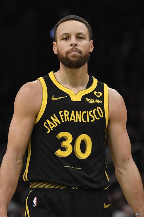 欧冠：拜仁客场3-2险胜萨格勒布迪纳摩（欧冠：拜仁客场3-2力克萨格勒布迪纳摩）