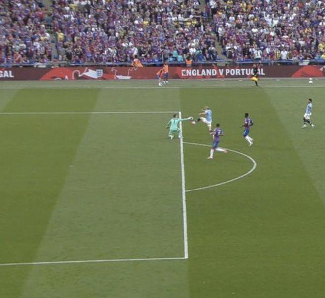 图片报：法比奥-席尔瓦渴望参加世界杯，正推动冬窗离开多特（图片报：为踢世界杯，法比奥-席尔瓦正推动冬窗离开多特）