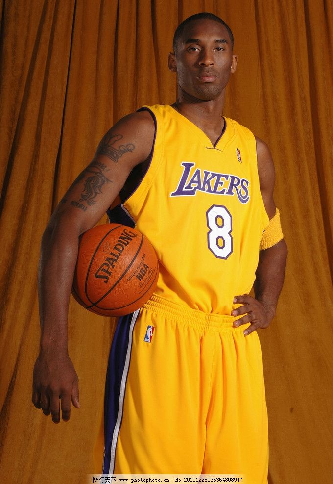 坎贝尔：我的速度不比范德芬慢，高速情况下我还能灵活移动（坎贝尔：速度不逊范德芬，高速奔跑我依旧灵活）