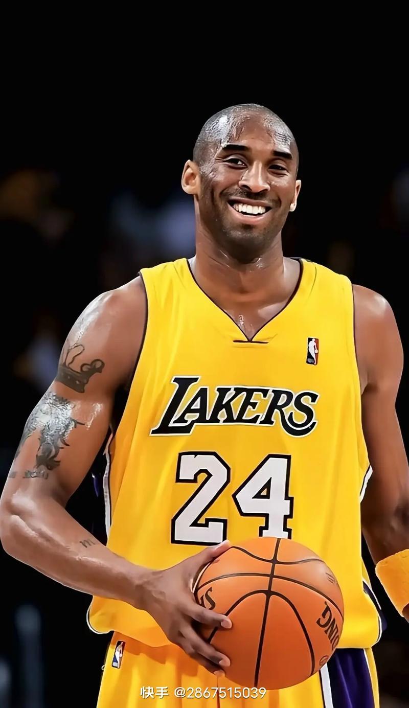 着眼未来，每体：巴萨正在关注阿根廷U17小将托马斯-马尔蒂斯（瞄准未来，每体称巴萨正关注阿根廷U17新星托马斯-马尔蒂斯）