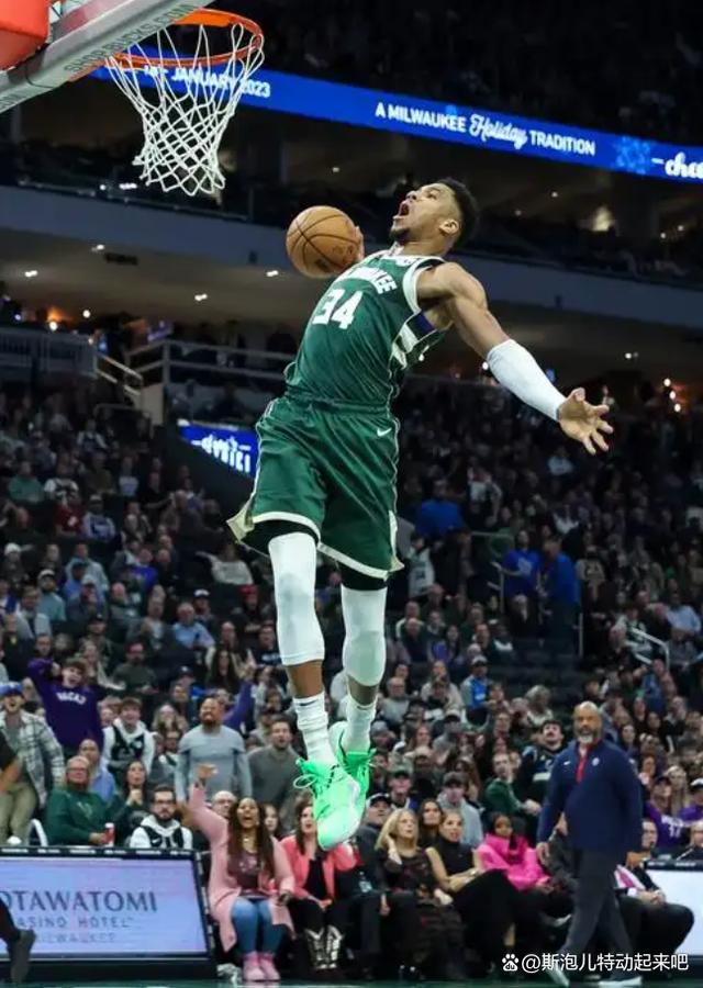 要来切尔西了？哈维-西蒙斯社媒简介删除RB莱比锡字样（哈维-西蒙斯社媒删去RB莱比锡，疑接近切尔西）